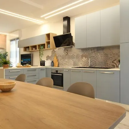 Апартаменты Mare Mosso With Private Jacuzzi San Mauro Mare