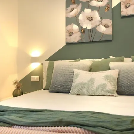 Апартаменты Mare Mosso With Private Jacuzzi